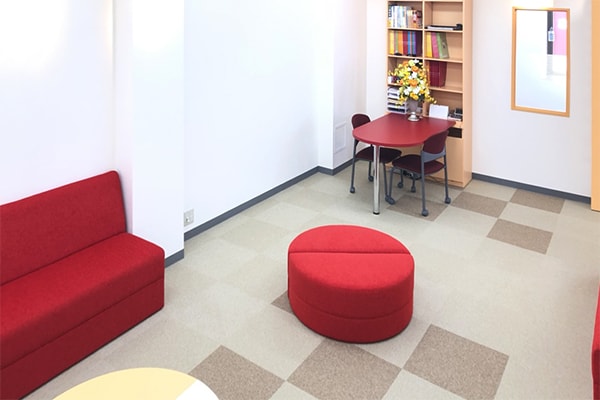 自立学習RED(レッド)埼大通り教室の画像3