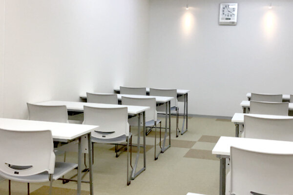 自立学習塾RED千里山教室の雰囲気