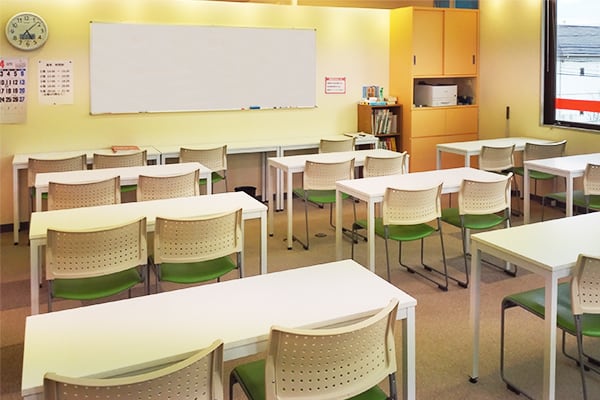 自立学習塾RED丹波島教室の雰囲気