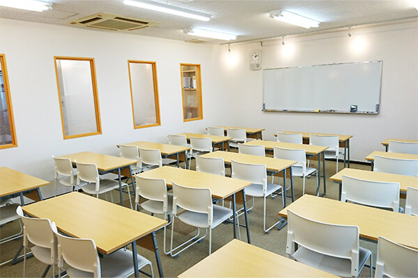 自立学習塾RED八千代中央教室の雰囲気