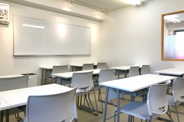 自立学習塾RED塩尻広丘教室の雰囲気